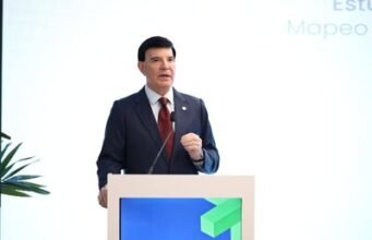Industriales dicen el sector va bien, pero piden reformas