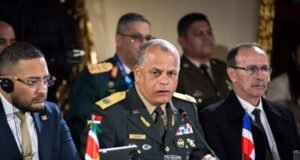 Ministro de Defensa aboga por mayor cooperación en seguridad
